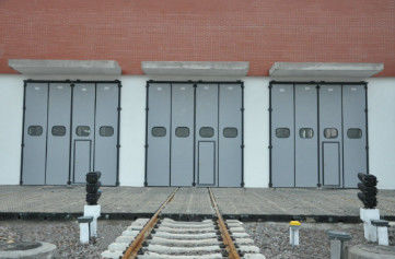 Porte pieghevoli industriali in acciaio galvanizzato