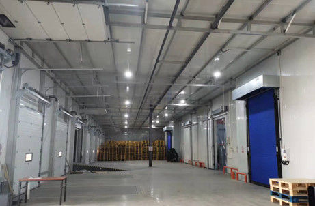 Porta di garage sezionale per magazzini di fabbrica affidabile efficiente