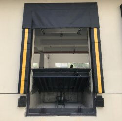 comprare Rifugio meccanico del molo azionato a motore con tenda in PVC di spessore di 3,0 mm per sigillamento e isolamento online manufacture