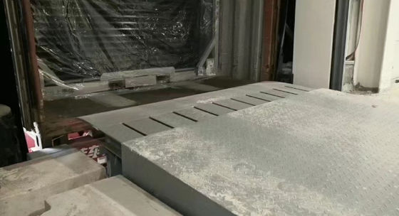 Telescopico idraulico di caricamento di Dock Leveler potenza del motore personalizzabile 1.1KW 380V 50HZ