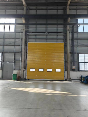 Isolamento termico per fabbrica e hangar