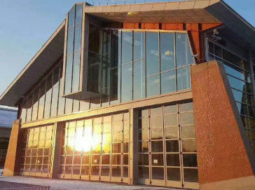 Porta pieghevole trasparente in lega di alluminio per saloni commerciali