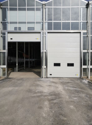 Portelli di garage sezionali di taglia personalizzata La soluzione ideale per il garage
