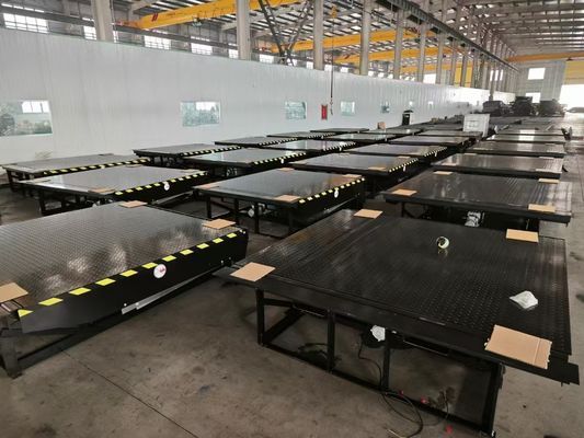 Livellatore idraulico di docking ad alta efficienza energetica per operazioni di carico senza intoppi