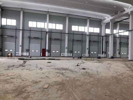 Dimensioni personalizzate Porta sezionale verticale Porta sezionale a testa isolata ISO 9001
