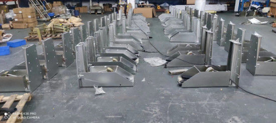 Forme di collegamento dei camion Sistemi di ritenuta dei veicoli Produzione ed assemblaggio
